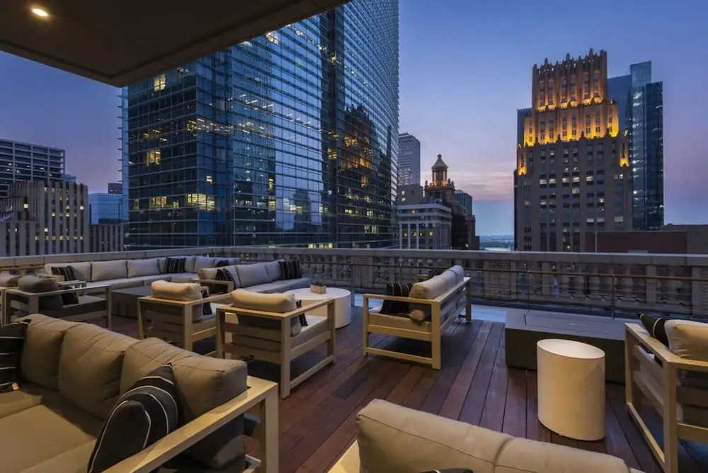 Constellations Elegant 1 BR in Downtown Houston
