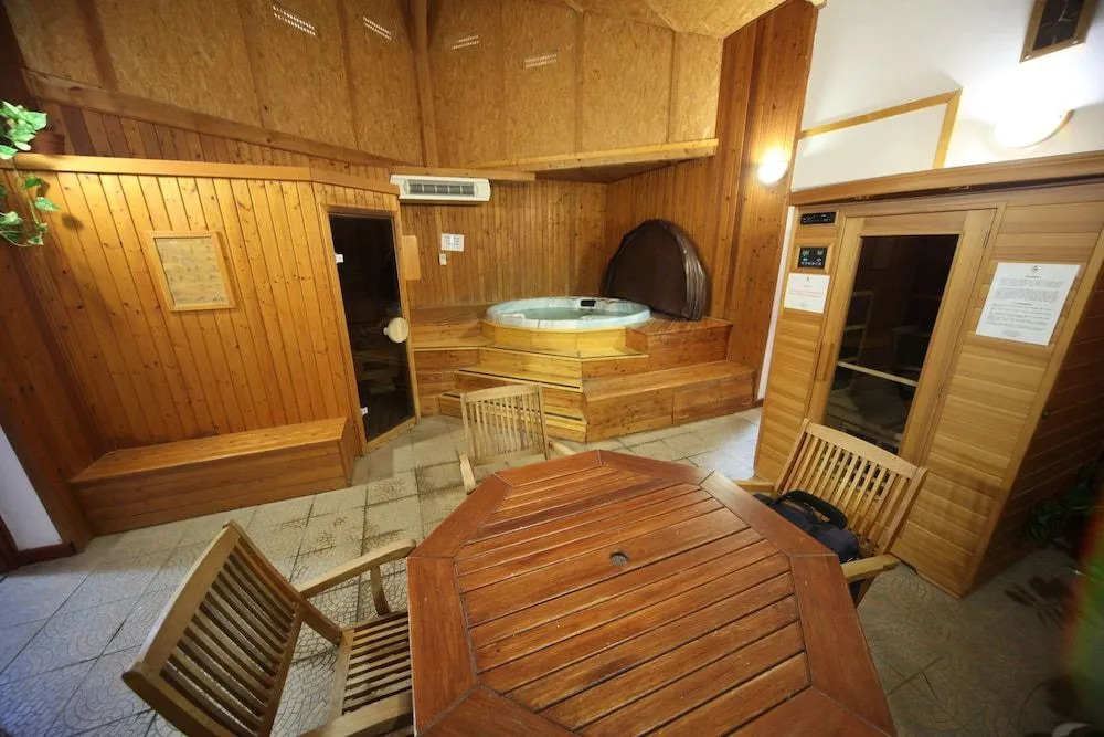 Magita Hotel