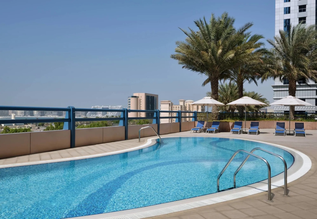 Dubai Marriott Harbour Hotel And Suites