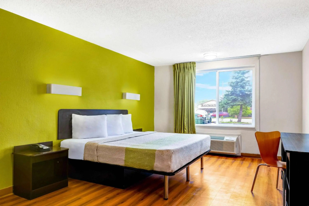 Motel 6 Indianapolis IN