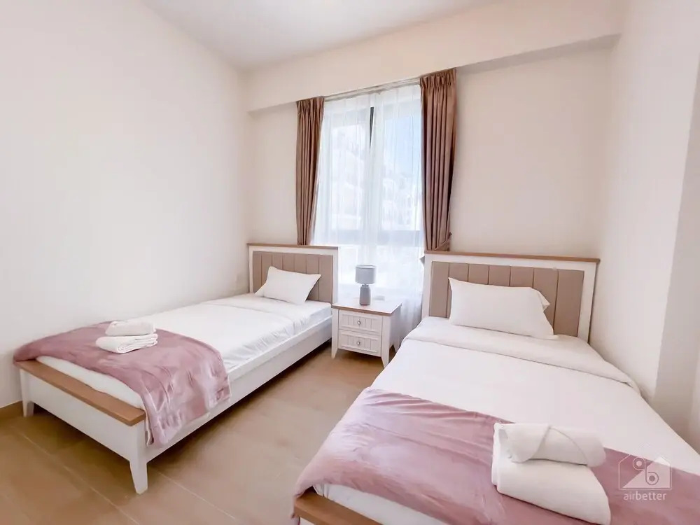 Stunning Beach View Apt. with Balcony Jumeirah La Mer