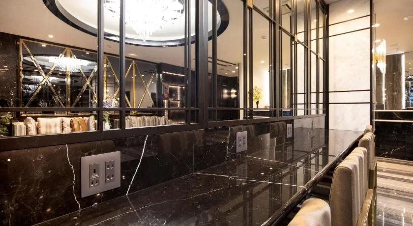 The Grandeur Hotel
