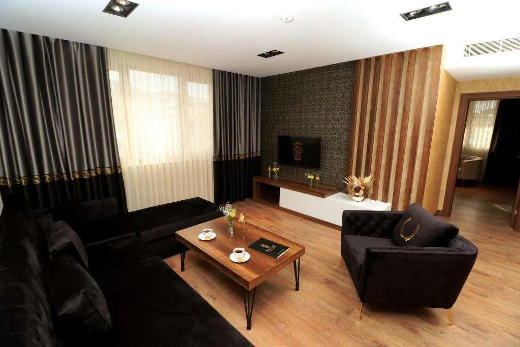 Bayrak Grand Hotel