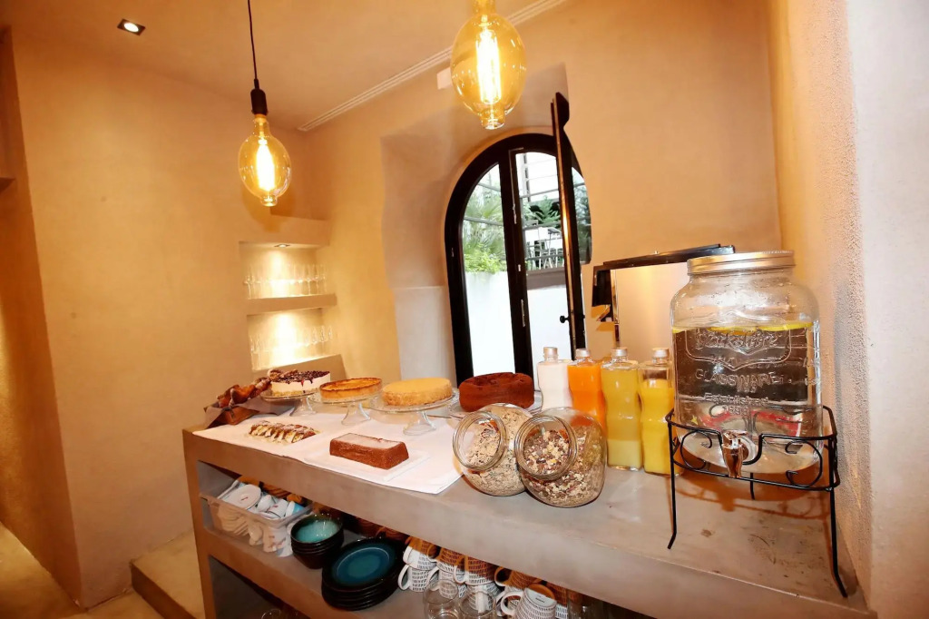 Casa Nostra Luxury Suites & Spa