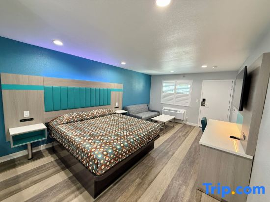 Royale Inn Motel