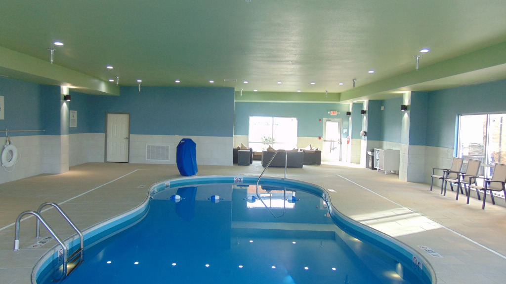 Holiday Inn Express & Suites Wapakoneta by IHG