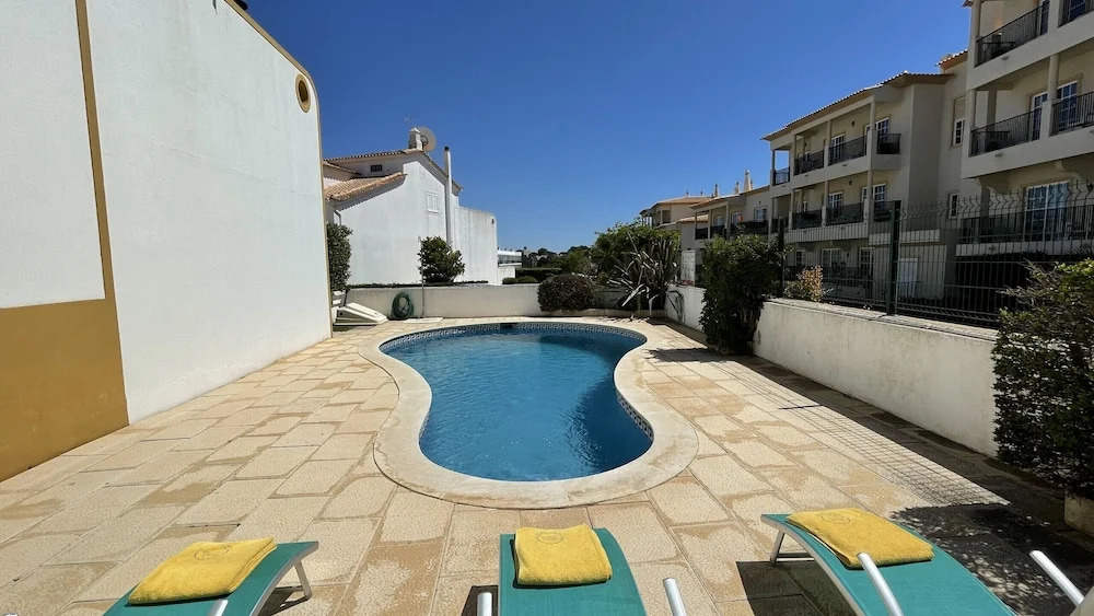 Noly - Shared Pool - 8 Guests - Albufeira