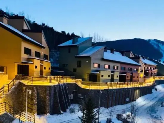 Xunjian・Xueshijian | The Beauty of The East Villa (Songhua Lake Ski Resort Branch)