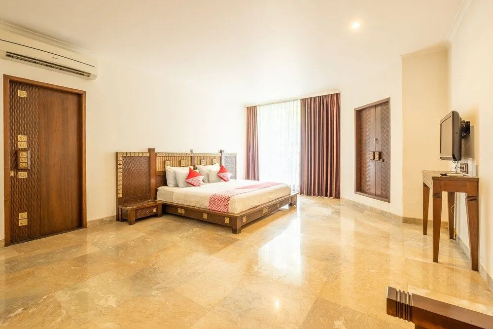 OYO 608 Isola Heritage Syariah