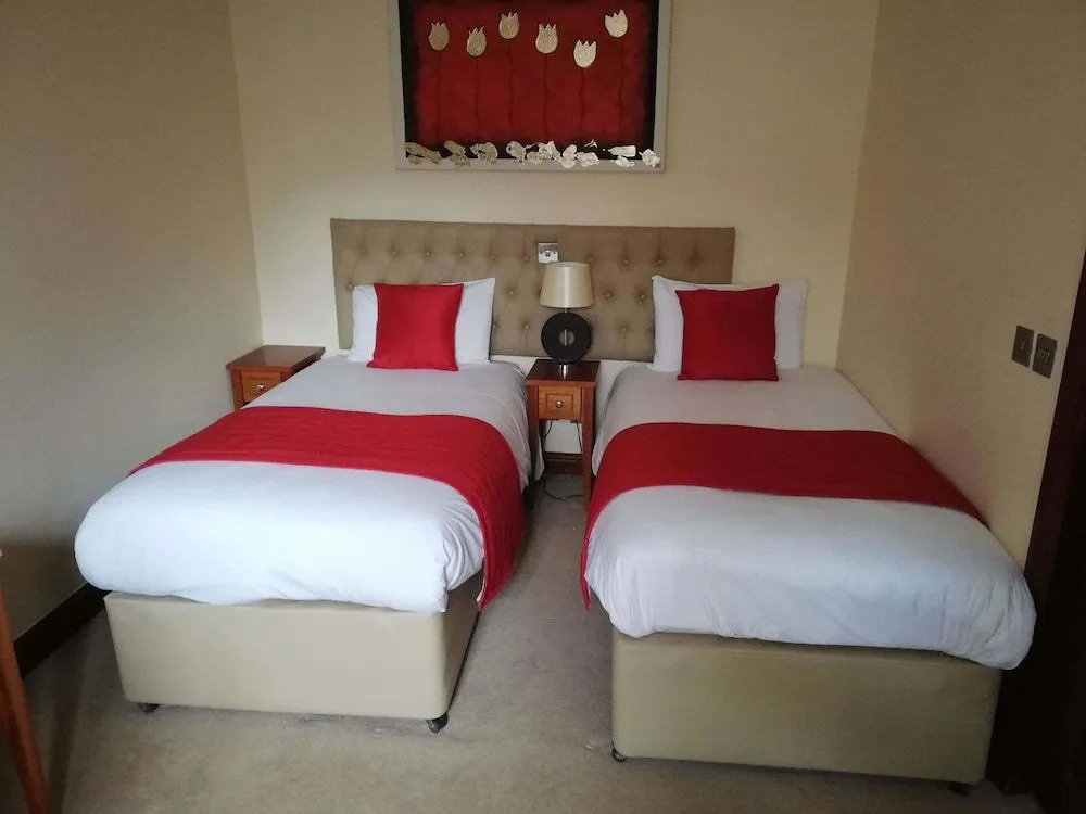 Brogans Bar & Hotel