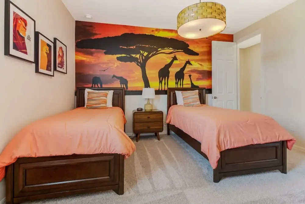 Upscale 9BR Stay With Pool and Themed Rooms