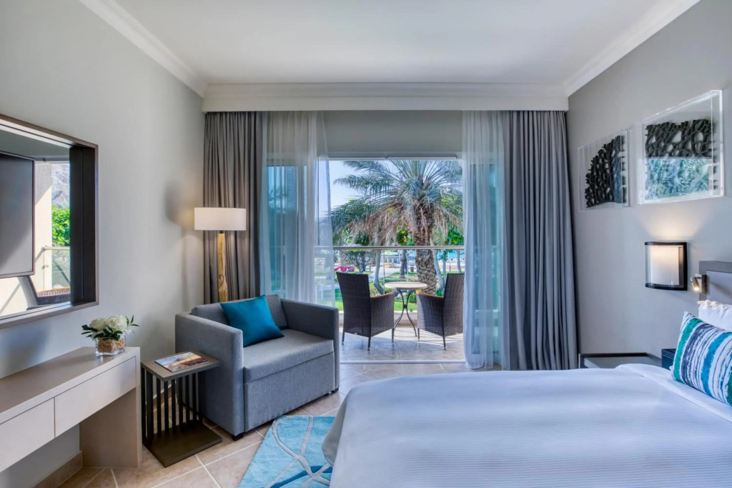 Fujairah Rotana Resort & Spa - Al Aqah Beach