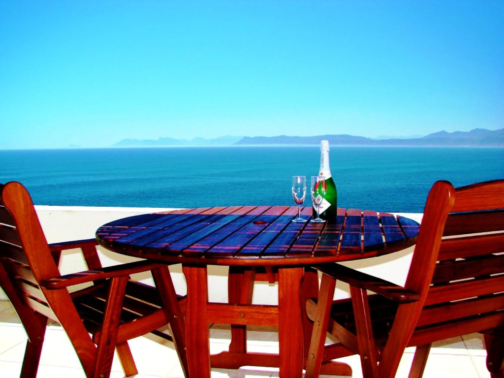 Kleinzee Oceanfront Guesthouse