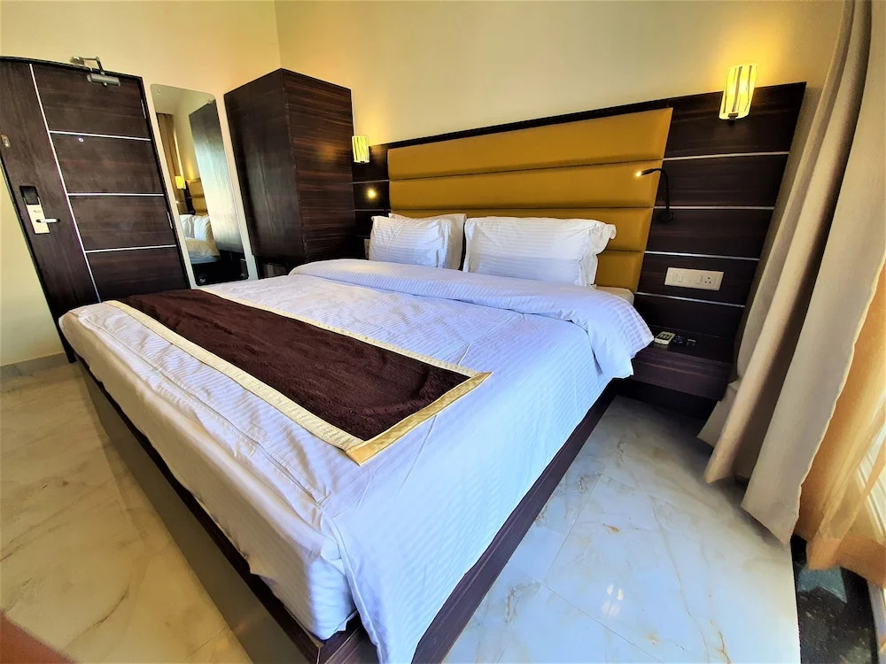 Hotel Shanti Solitaire, Arpora