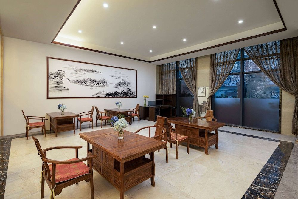 Ramada Plaza by Wyndham Yangzhou Downtown