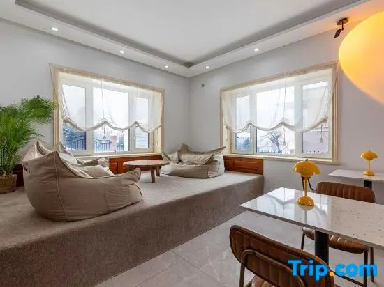 Yabuli Ski Resort winter to Summer Solstice Homestay
