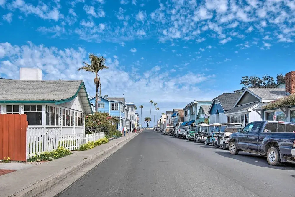 Catalina Island Home: Walk to Main Street Beach!
