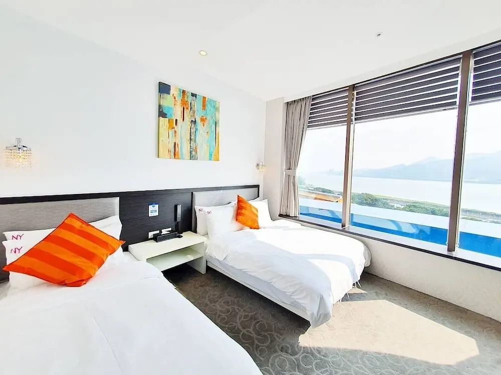 CHECK Inn Express New Taipei Tamsui