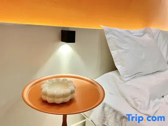 Yicheng High-altitude River View Homestay (Chongqing Hongyadong Chaotianmen Square)