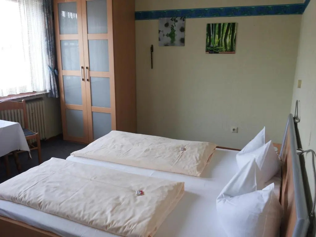 Pension "Dorfkrug"