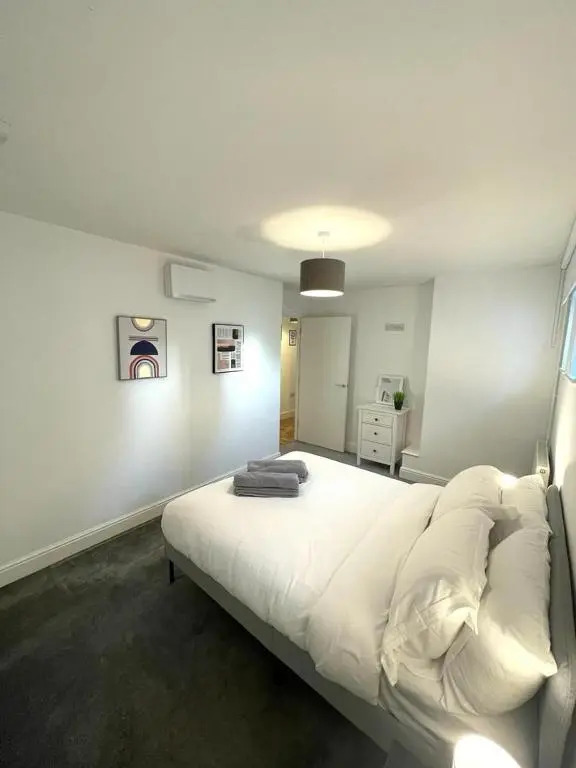 Prosper House Apartment 5