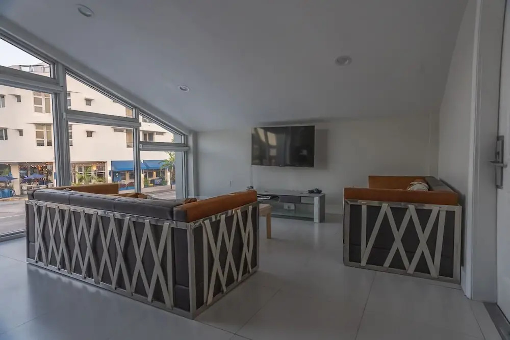 The Biscayne Hotel