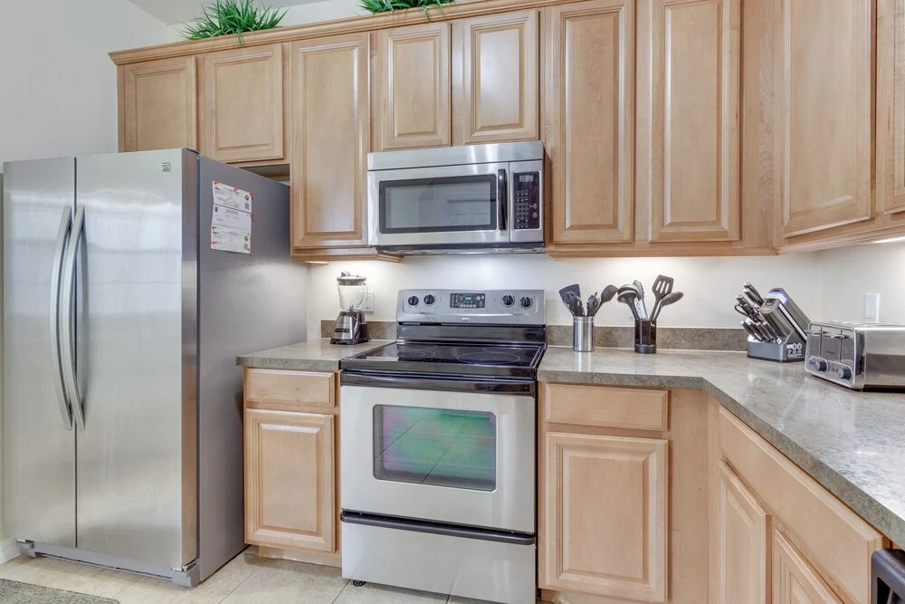 Kissimmee Retreat w/ Pool Access < 4 Mi to Disney!