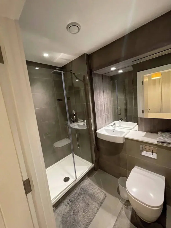 Cozy one Bedroom With a Big Balcony and Parking