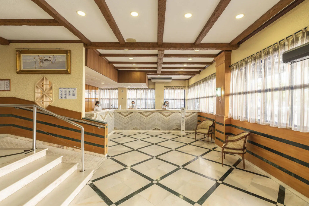 Baía Beach Hotel