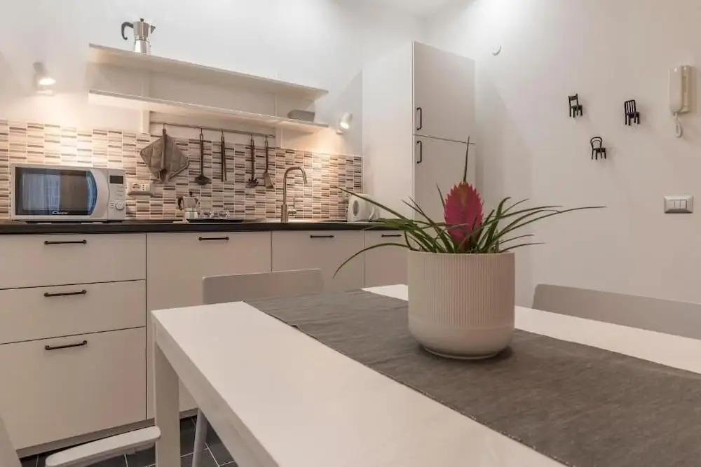 Nomentana White Apartments