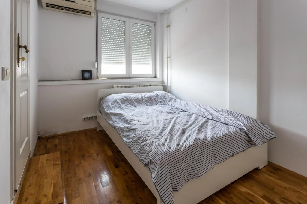 Lovely one bedroom loft with a big terrace