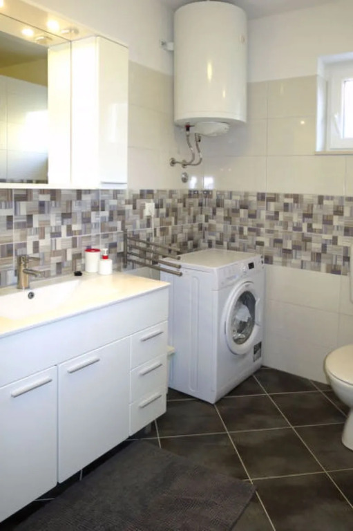 Apartment Klarić Ammoudi 25978
