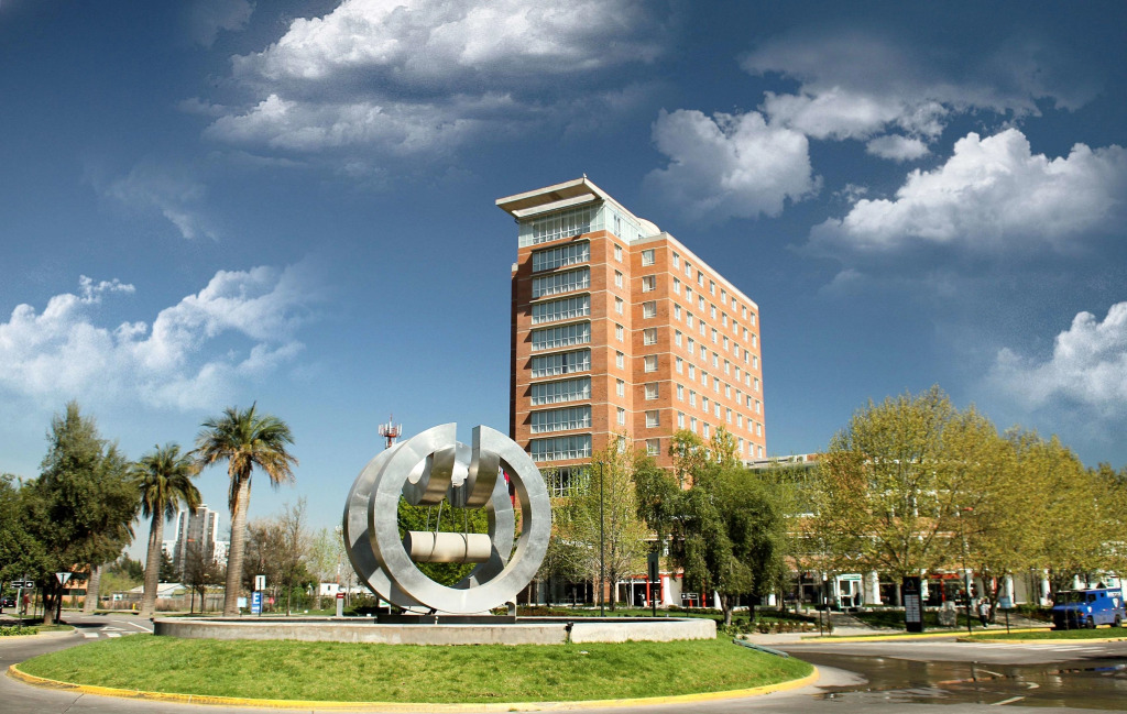 Radisson Ciudad Empresarial