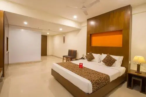 OYO Country Club Begumpet