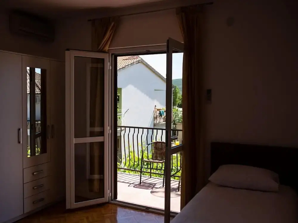 Apartment Zora in Seline, Near Pebble Beach