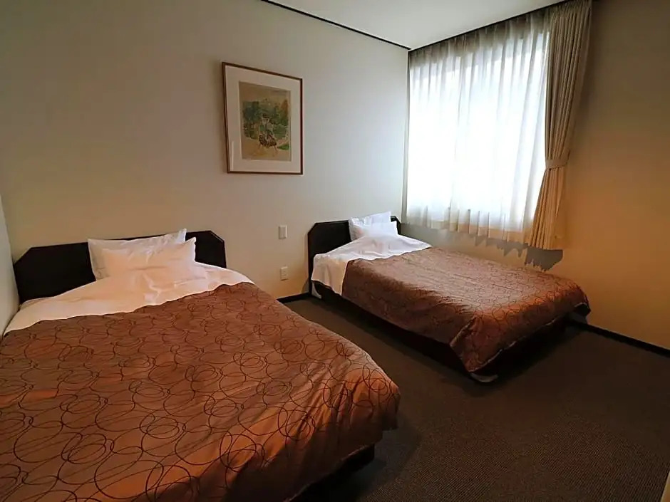 Hotel Zurich Toho 2001