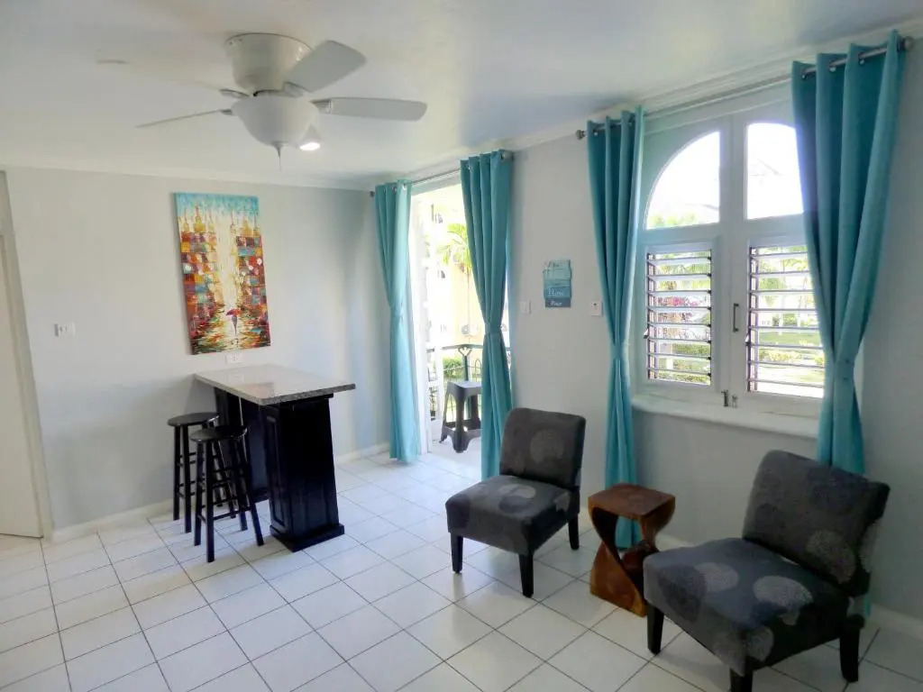 Beach One Bedroom Suite A17