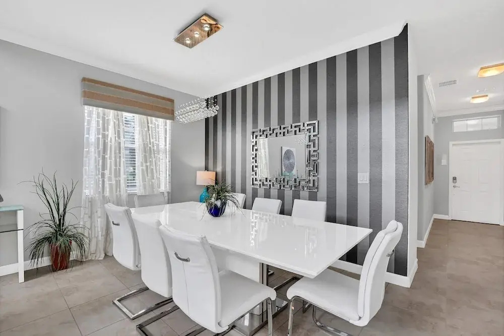 9008 PM - 5BD Serenity Villa: A Paradise Retreat