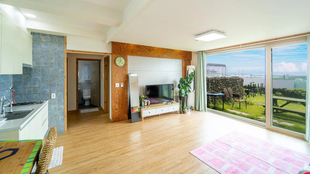 Seogwipo Geora Pension