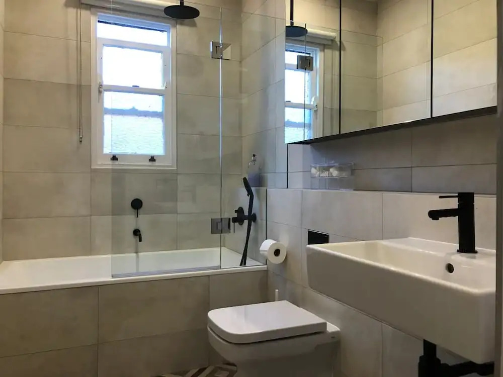 Spacious Apartment Close to Sailing Club and Beach