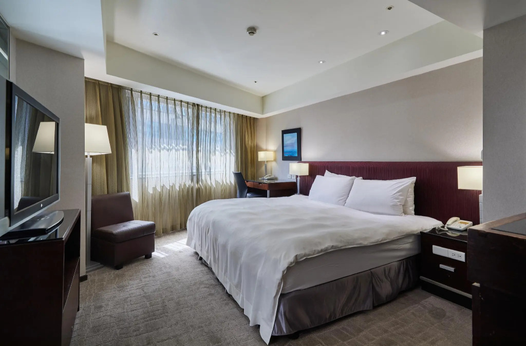 K Hotel - Yunghe