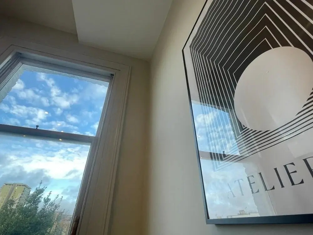 Modern Two Bedroom Apartment in Fulham by Sojo Stay