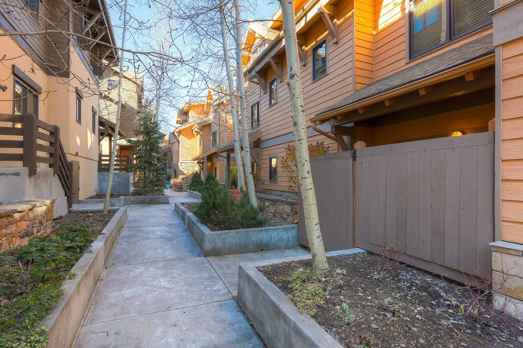 Portico by Alpine Ski Properties