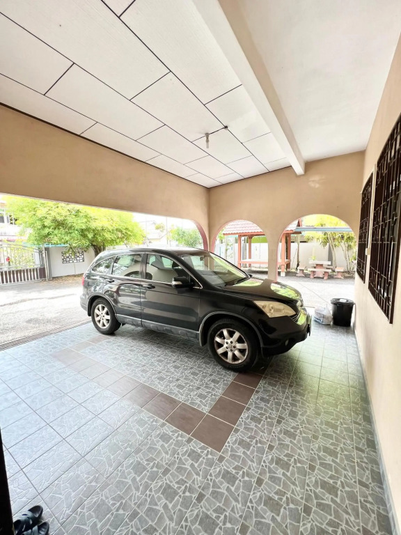 Teratai Homestay Batu Buruk