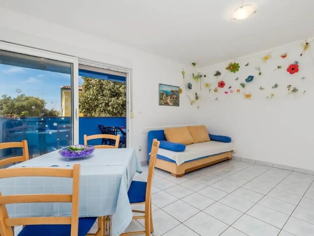 Seaside Bliss in Mandre