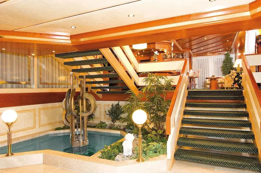 Burghotel