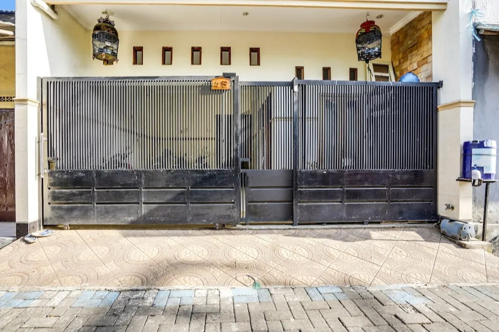 OYO Life 91893 Kost Jeje Syariah