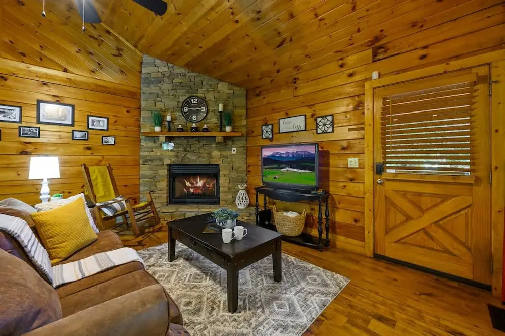 Location Log Cabin Hot Tub Fireplace Pool Fishing