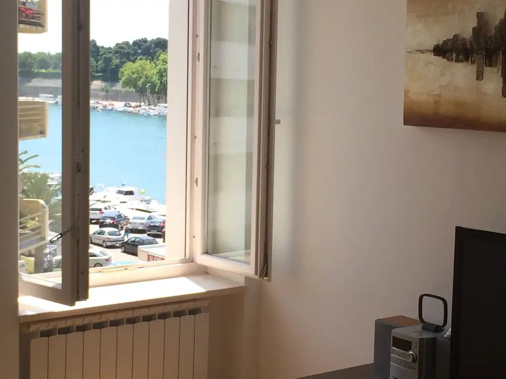 Eden Penthouse Apartments
