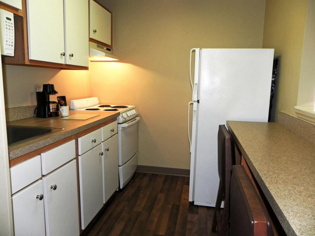 Extended Stay America - Charlotte - University Place - E. McCullough Dr.